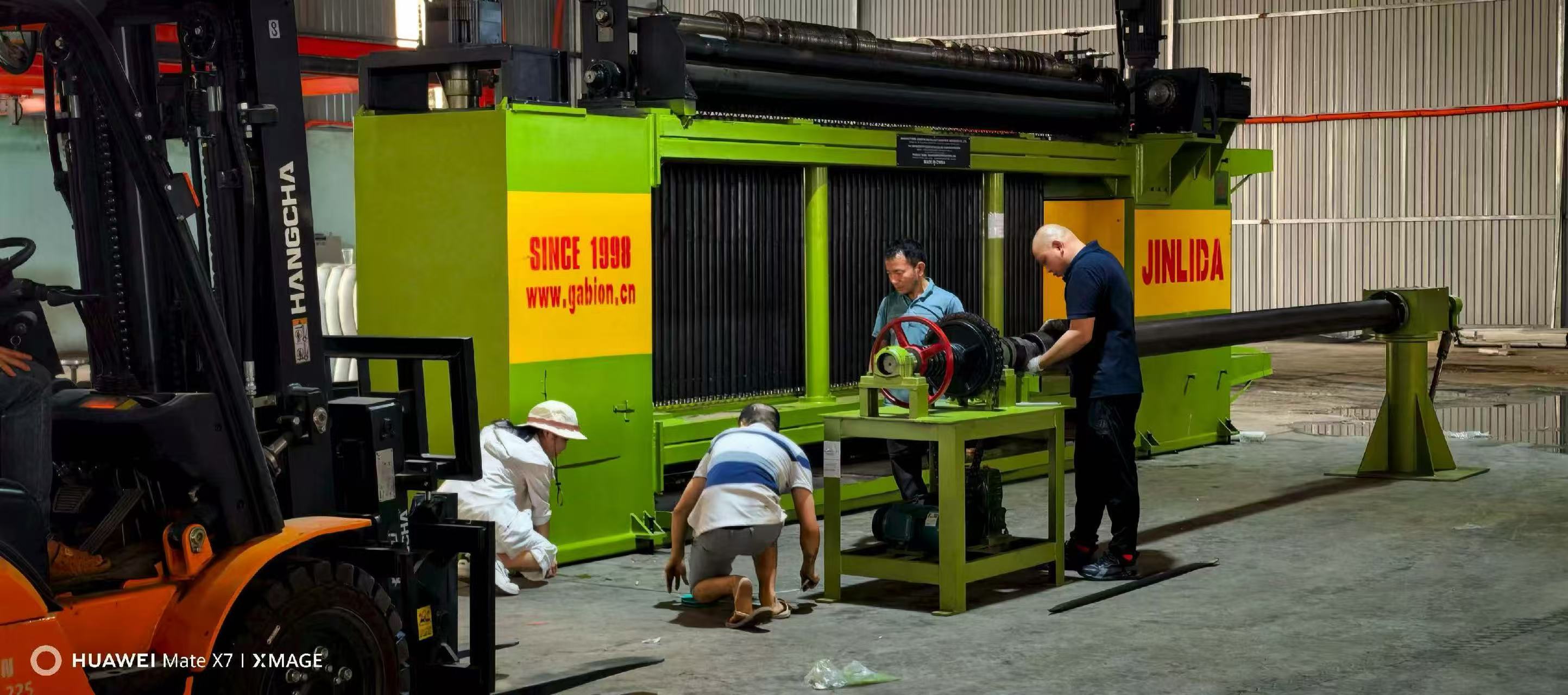 Neueste Unternehmensblogs über JINLIDA verstärkt den Kundendienst zur Unterstützung der globalen Gabionenmaschenhersteller