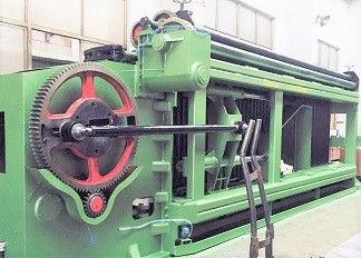kaufen Hochleistungssechseckgeflecht-Maschine mit automatischer Schmierölanlage, 3300mm Breite on-line-Fertigung