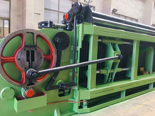 kaufen Galvanisierte 4300mm automatische 22kw Schweißung Mesh Making Machine on-line-Fertigung