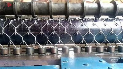 kaufen Galvanisiertes Eisen 2 Torsion 3 queres sechseckiges Gabion, das Maschine herstellt on-line-Fertigung