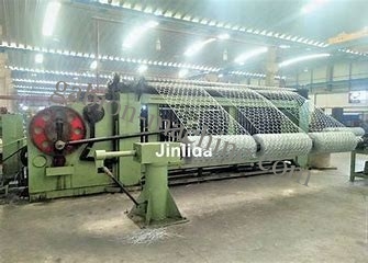kaufen 5.5m Breiten-Draht Mesh Making Machine 3 Torsionen für Gabions-Kasten on-line-Fertigung