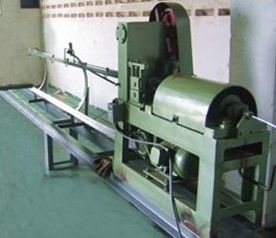 kaufen Hochgeschwindigkeitsstahl-Eisen-Draht-Geraderichten und Schneidemaschine 1.5kw 380V on-line-Fertigung