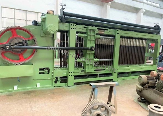 kaufen Maschine PLC-Steuer4300mm Gabion galvanisierte 80*100mm Gabion Korb für Boden-Zurückhalten on-line-Fertigung