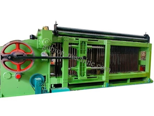 kaufen 4300mm Kasten galvanisiertes Eisen-Draht-Mesh Machines 100*120mm 2*1*1m Gabion on-line-Fertigung